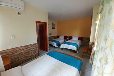 پانسیون Hostal Janet Starlink