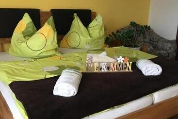 پانسیون Majláth Vendégház