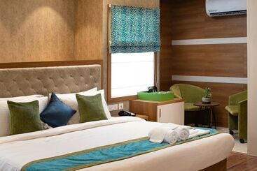 Time Square Boutique Hotel & Spa