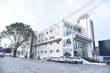 酒店 Manjhi Residency