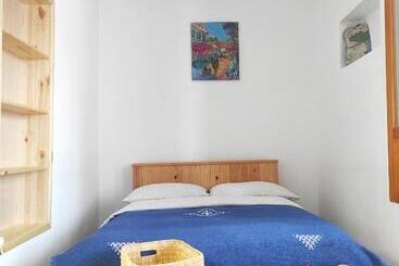 Vallparadis Pension Familiar Firdaus