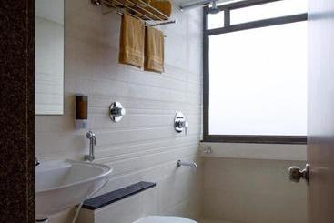 تختخواب و صبحانه Aavas Inn