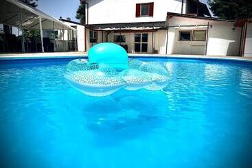 مبيت وإفطار Al Casereccio