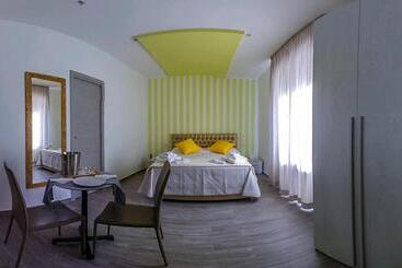 تختخواب و صبحانه Le Origini Rooms&suite