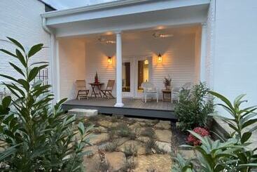 Belle Louise Historic Bed & Breakfast