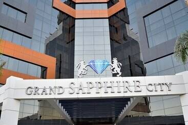בית מלון כפרי Grand Sapphire City