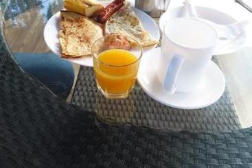هتل Khwesa Resort