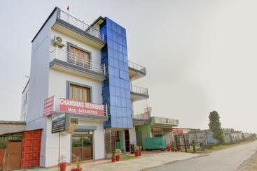 ホテル Spot On Chandra S Residence