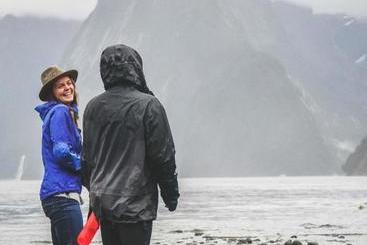هاستل Lone Moose Backpackers