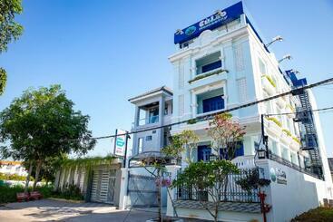 هتل آپارتمان Cu Lao Xanh Homestay