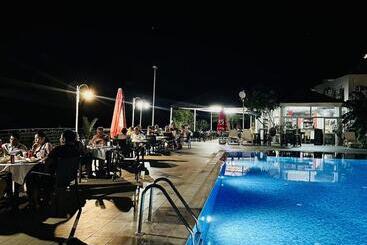 Курорт Celebi Garden Hotel   Cittaslow Retreat