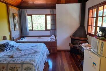 펜션 Pousada Kalanchoê