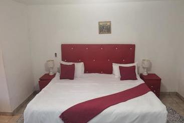 膳宿费 Mihandzu Guest House