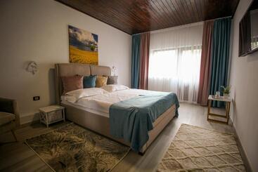 Пансион Vila Smaranda