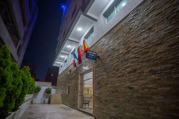 מלון דירות Appart Hotel Star