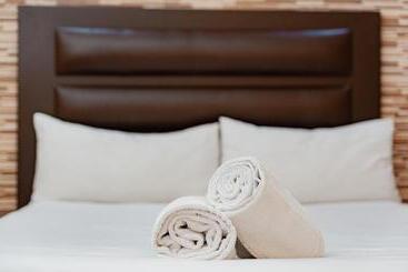 Bayside Hotel 100 Pixley Kaseme Street