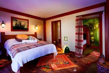 בית מלון כפרי Alton Towers Resort