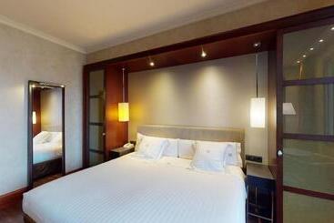 هتل Barcelona Center