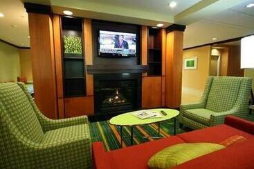 هتل Fairfield Inn & Suites White River Junction