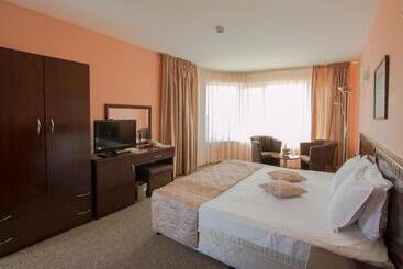 בית מלון כפרי Divesta Self Check In