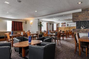فندق Holiday Inn Express London Gatwick   Crawley By Ihg