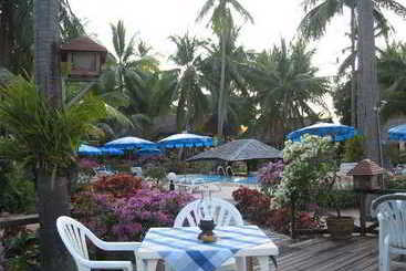 هتل Seafan Resort & Spa Ltd
