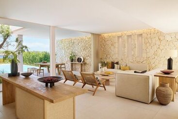 리조트 Ikos Porto Petro