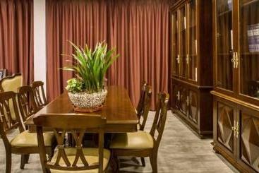 فندق Zhenze Waterside House