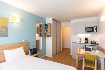 Aparthotel Adagio Access La Défense   Place Charras