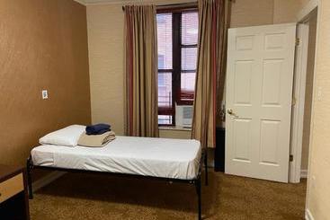 هتل Chelsea International Hostel