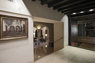 هتل Posada Del Lucero