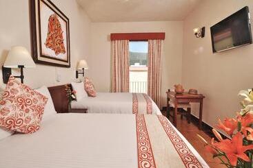 فندق Mision Jalpan