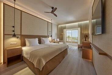 Hotel Portobay Blue Ocean