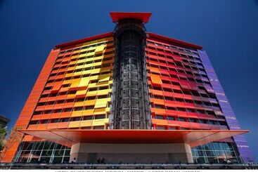 هتل Puerta America