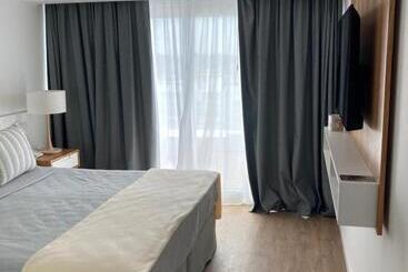 هتل Terrazas Al Mar