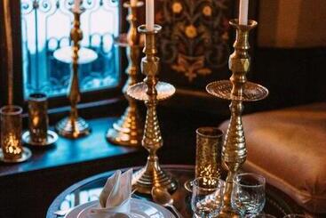 Riad Maison Bleue And Spa