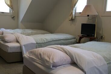 בית מלון כפרי Guest House Bunk