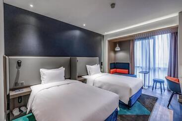 هتل Holiday Inn Express Nanjing Jiangbei Yushan, An Ihg