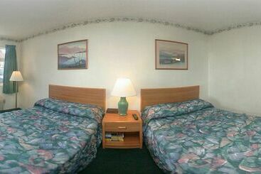 Отель Econo Lodge Anaheim North