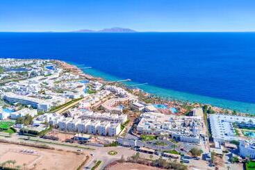 Hotel Pickalbatros Royal Grand Sharm  Adults Friendly 16 Years Plus