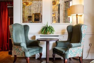 هتل Richmond Hill