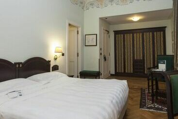 UNAHOTELS Palazzo Mannaioni Toscana