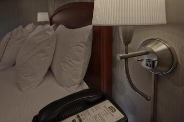 فندق Courtyard By Marriott Providence Warwick