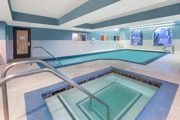 Holiday Inn Express Hotel & Suites Bishop, An Ihg