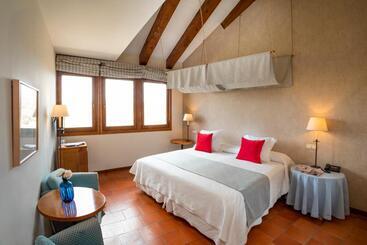 هتل Hospederia De Santo Domingo