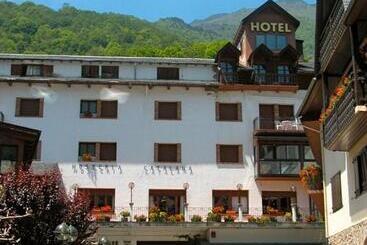 בית מלון כפרי Hosteria Catalana