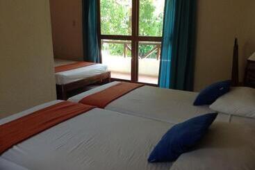 فندق Samara Beach