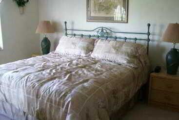 فندق Superior Gulf Coast Holiday Homes Cape Coral