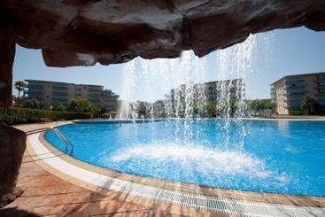 아파트 Los Juncos De Pineda Park