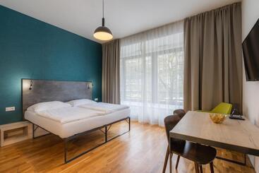 Ea Aparthotel Melantrich